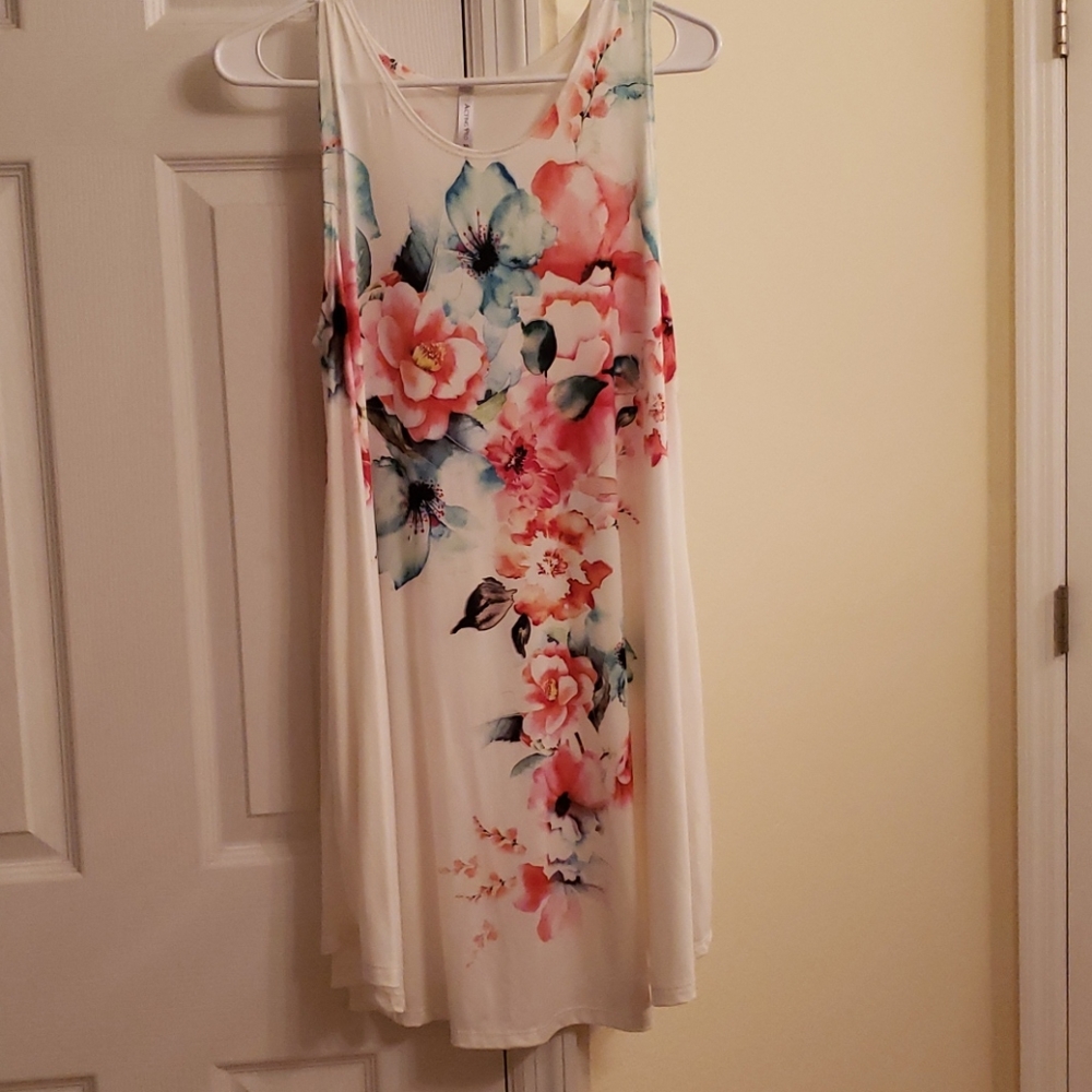 White Floral Tank Top